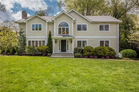 69 Kewanee Road New Rochelle NY 10804