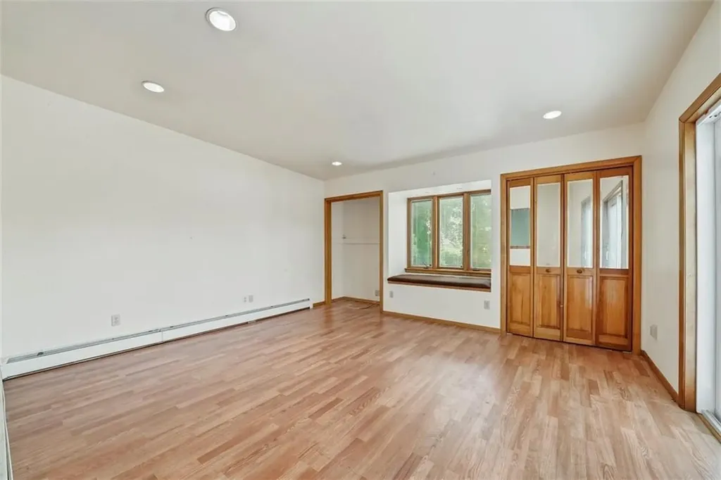 14 Half Hollow Turn Monroe NY 10950
