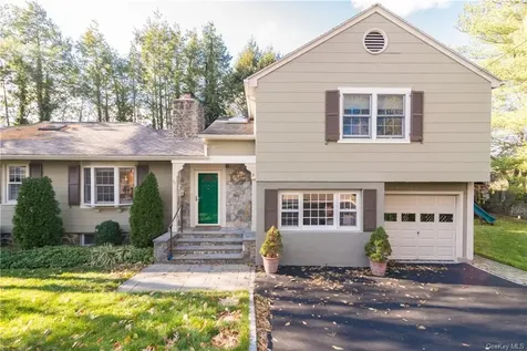 1 Senate Place Larchmont NY 10538
