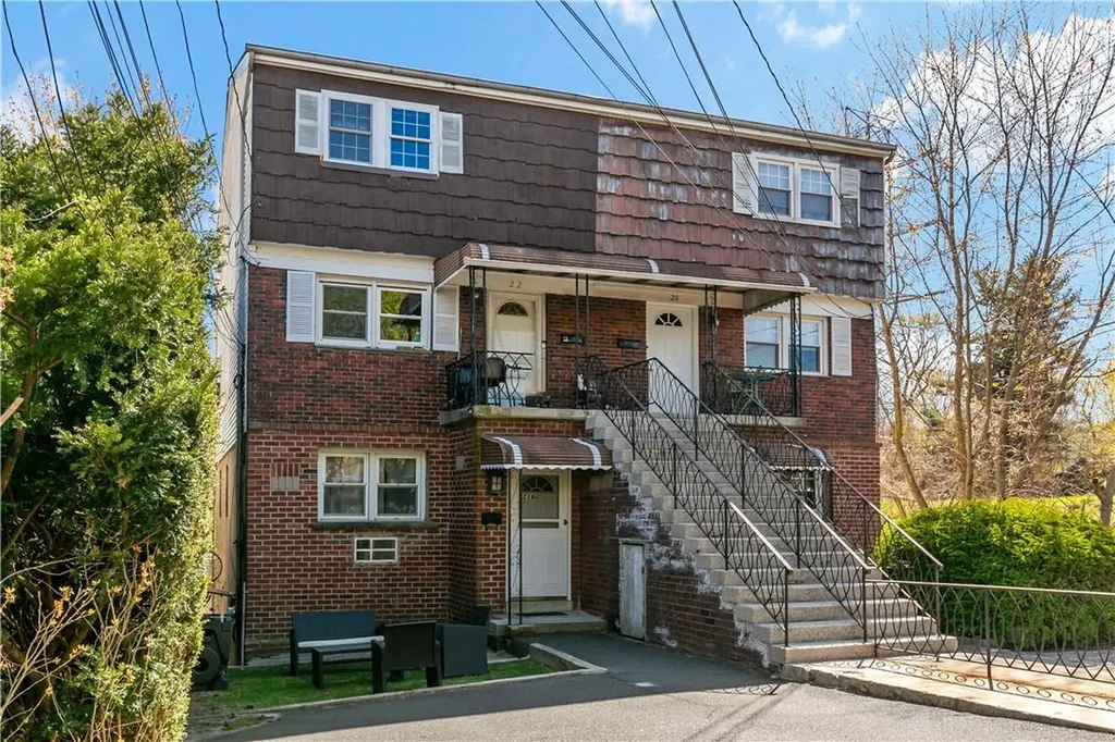 22 Elissa Lane Yonkers NY 10710
