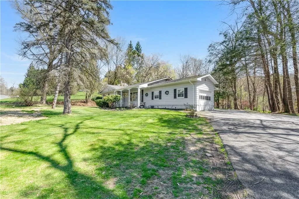 9 Red Oaks Mill Road Poughkeepsie NY 12603
