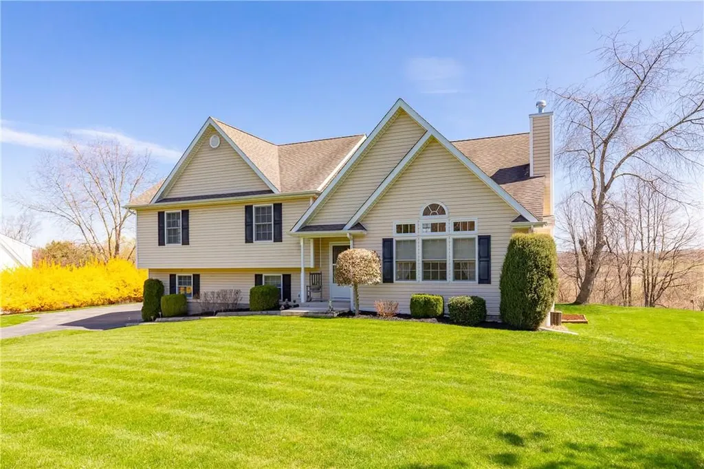 42 Carriage Drive Red Hook NY 12571