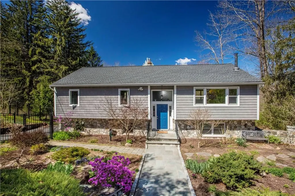 120 Harriman Road Mount Kisco NY 10549