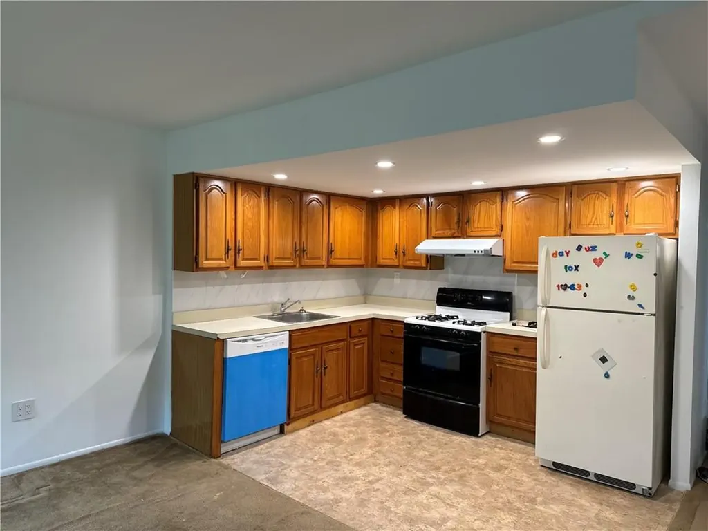 3535 Ely Avenue Bronx NY 10466