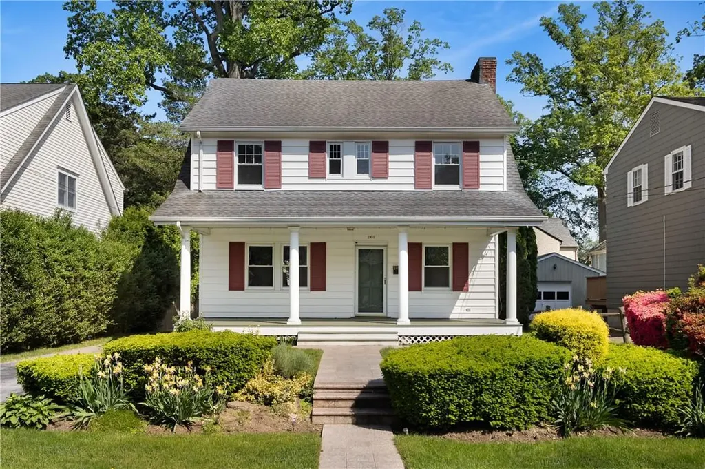 240 Nelson Road Scarsdale NY 10583