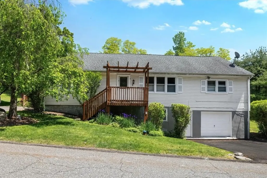 7 Jessup Lane Stony Point NY 10980