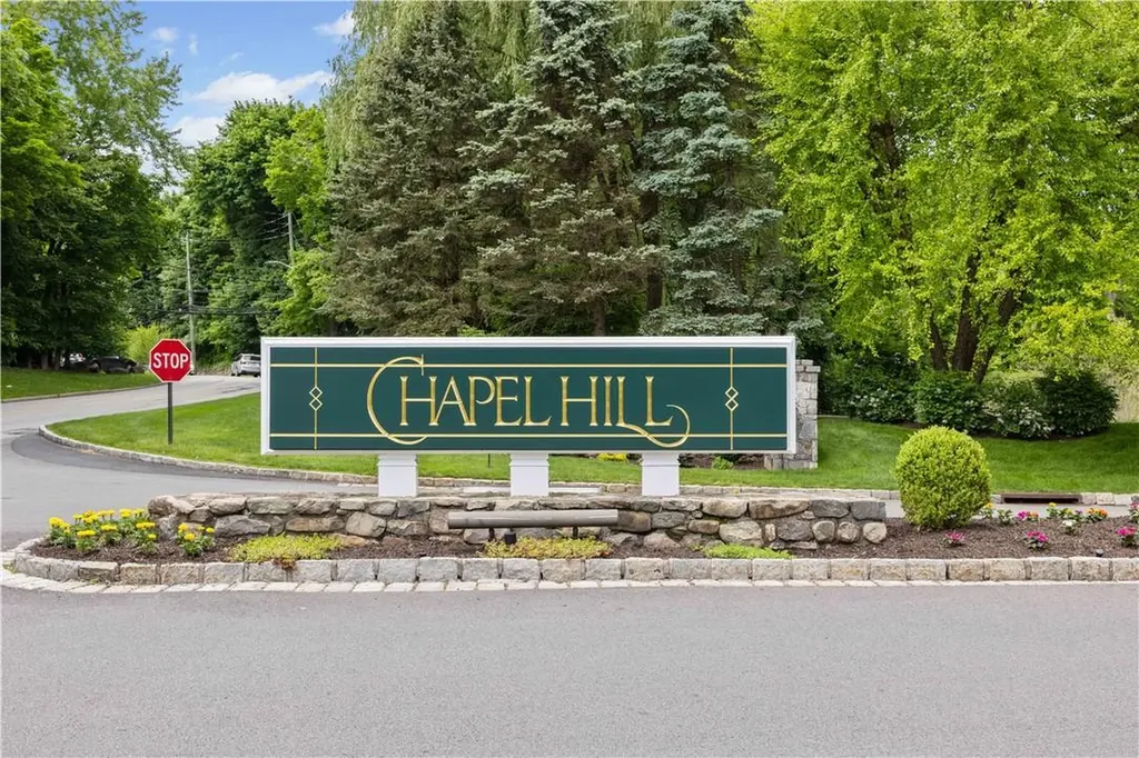 37 Arbor Way Peekskill NY 10566