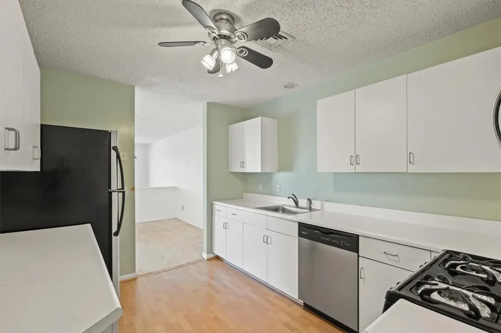 55 Riverview Port Ewen NY 12466