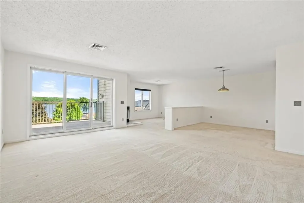 55 Riverview Port Ewen NY 12466