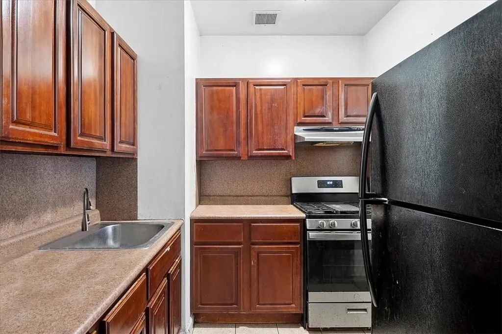 1012 Faile Street Bronx NY 10459