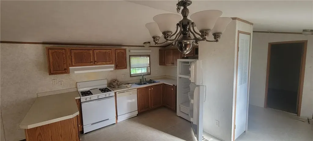26 Jennifer Court Poughkeepsie NY 12601