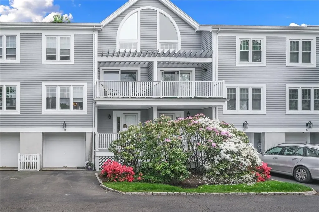 20 Brookridge Court Rye Brook NY 10573