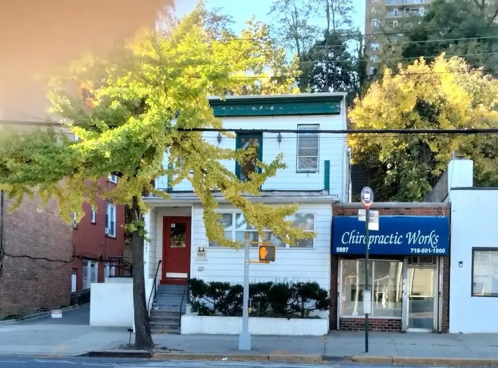 5997 Riverdale Avenue Bronx NY 10471