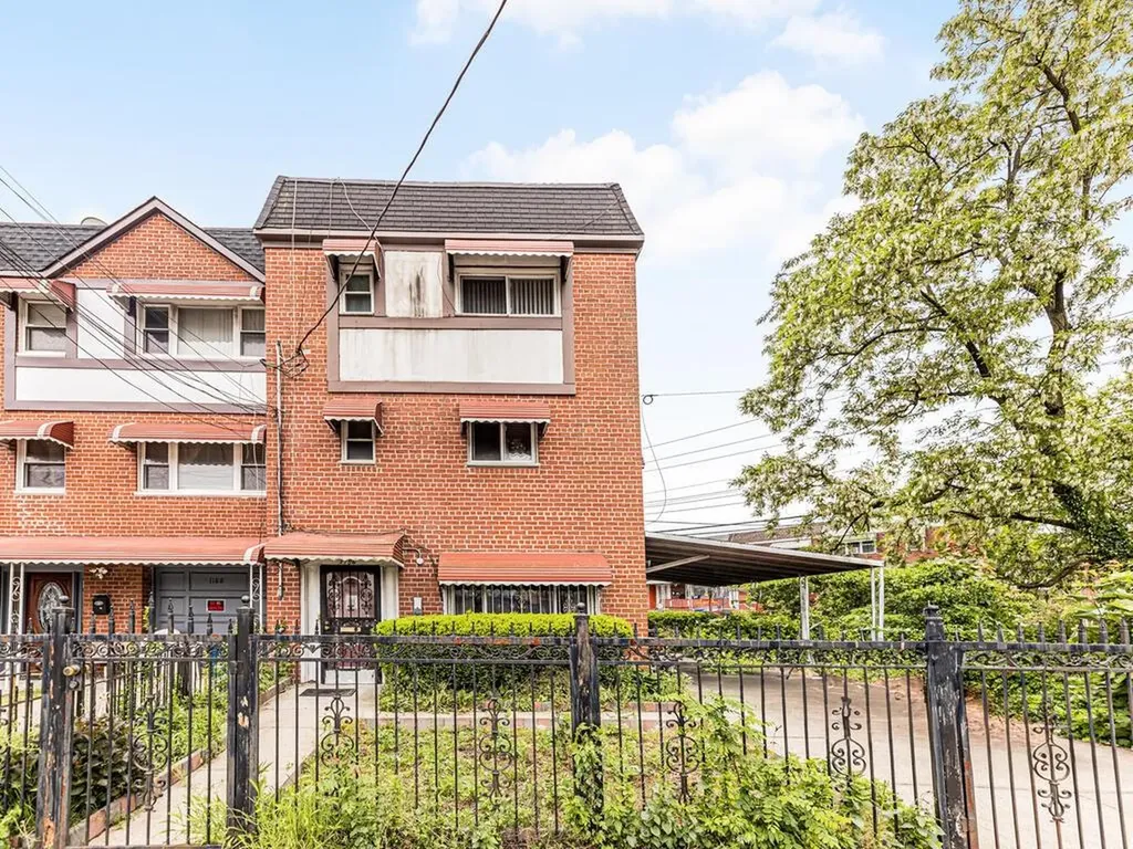 1186 E 233rd Street Bronx NY 10466