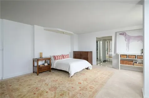 18 Shady Glen Court New Rochelle NY 10805