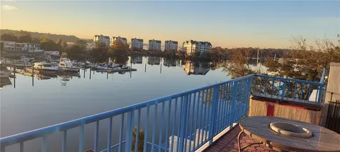 18 Shady Glen Court New Rochelle NY 10805
