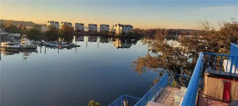 18 Shady Glen Court New Rochelle NY 10805