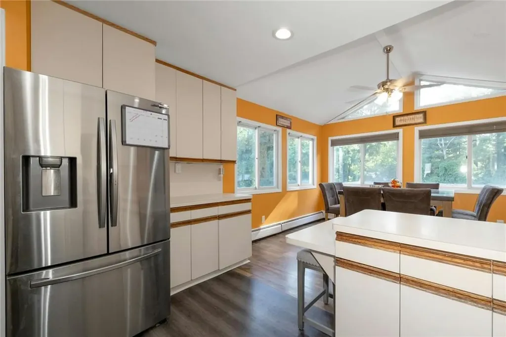 123 Pine Tree Lane Tappan NY 10983