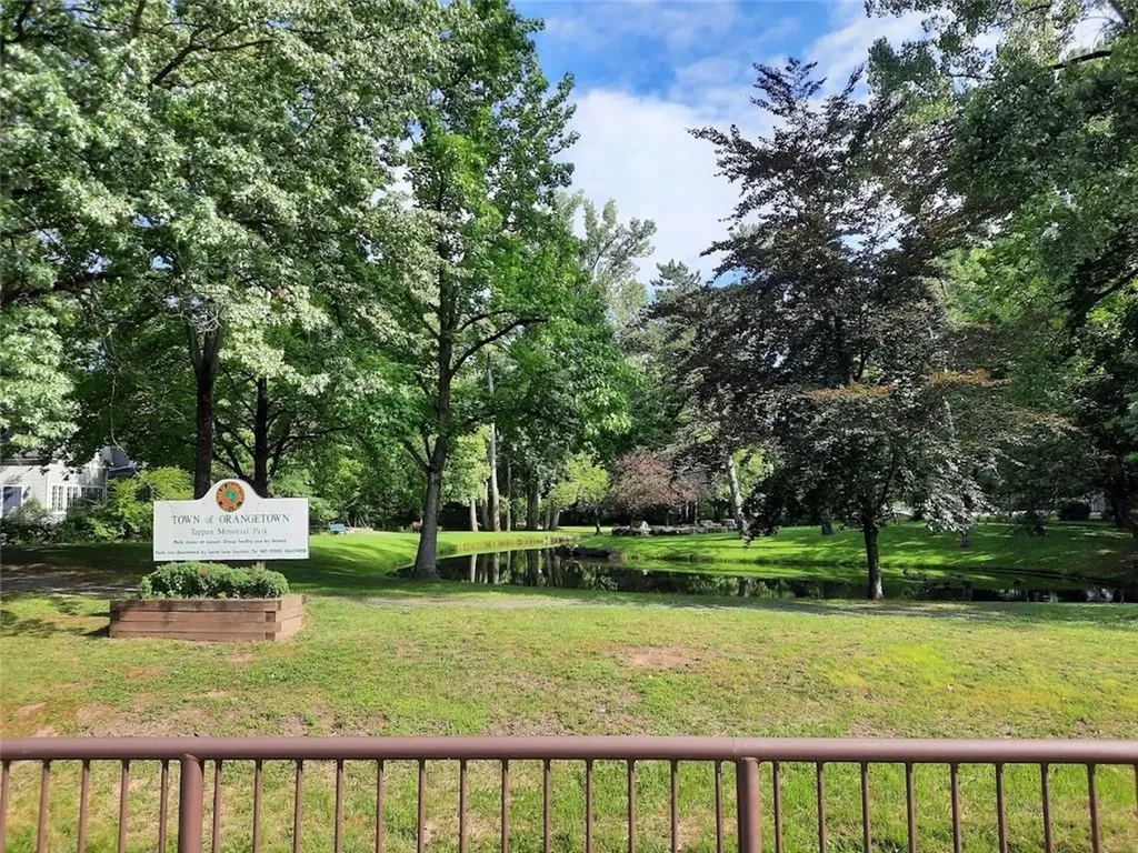 123 Pine Tree Lane Tappan NY 10983