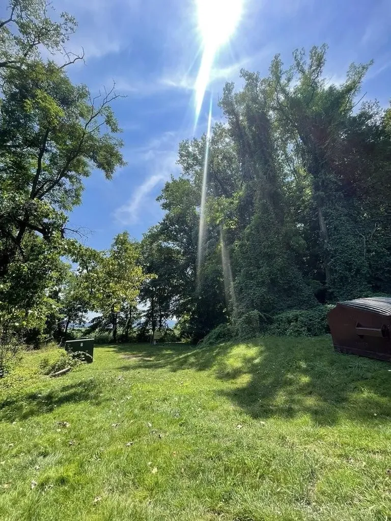 123 Pine Tree Lane Tappan NY 10983