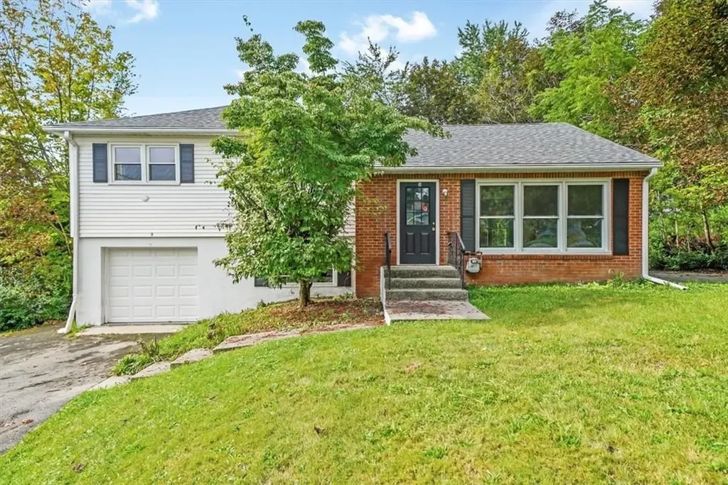 3 Mid Oaks Drive Monroe NY 10950