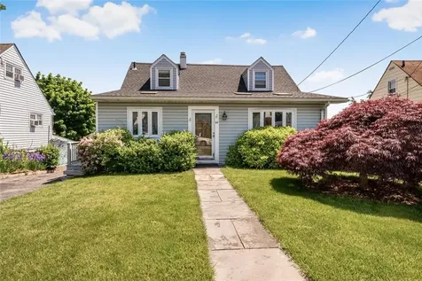 22 Monterey Place Yonkers NY 10710