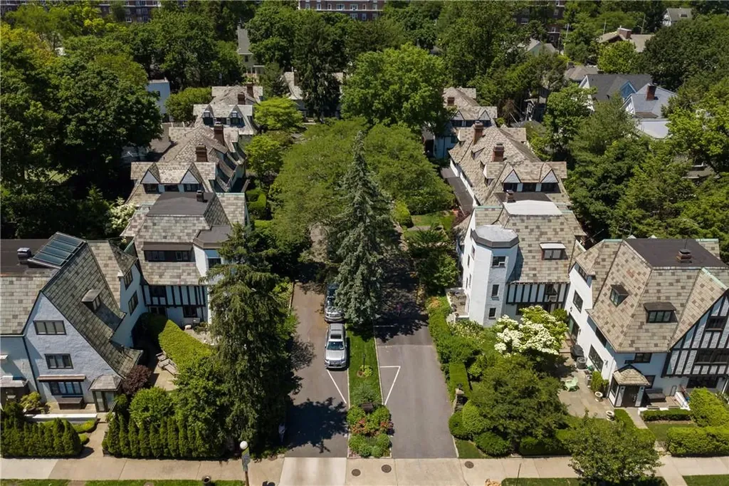 12 Bolton Gardens Bronxville NY 10708
