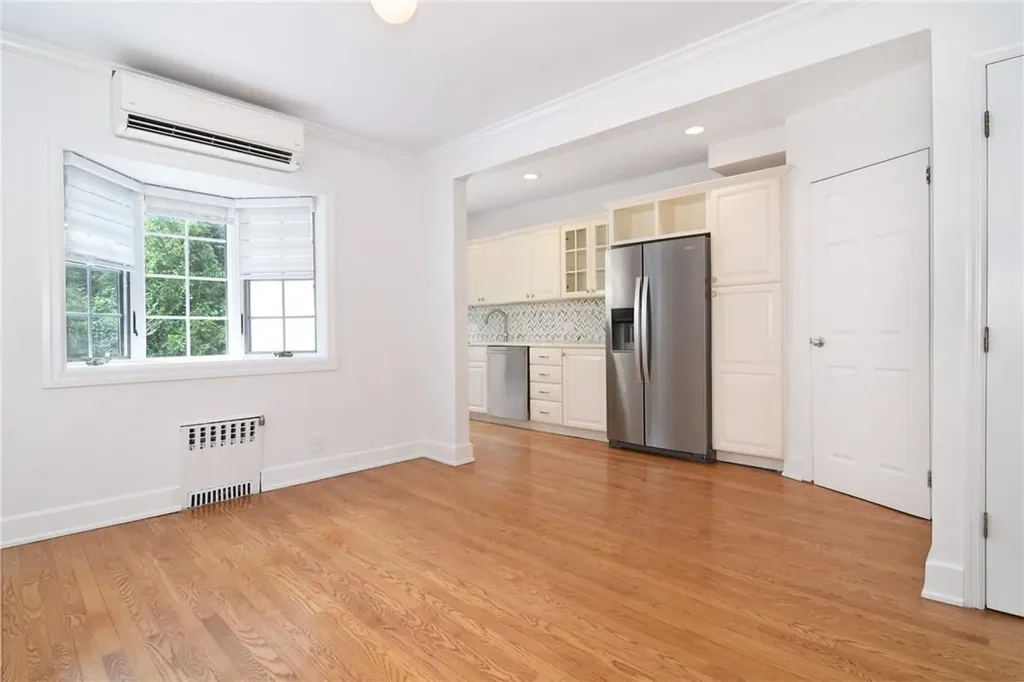 12 Bolton Gardens Bronxville NY 10708
