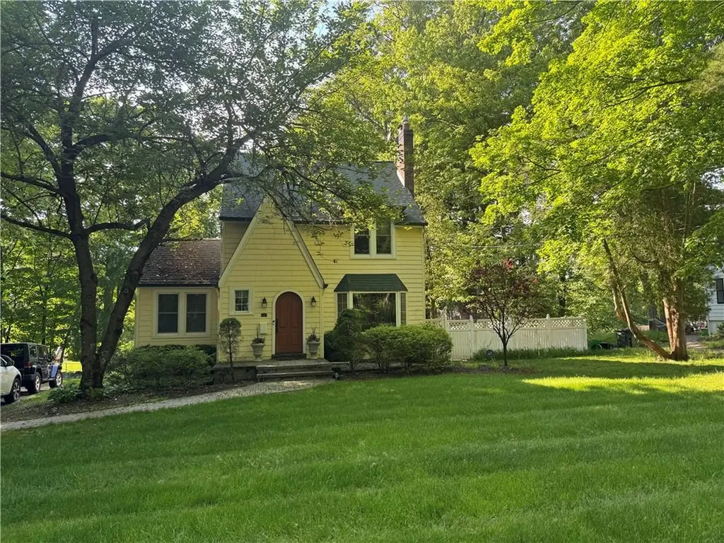 19 Haskell Avenue Airmont NY 10901