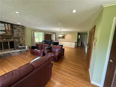 602 E Branch Road Patterson NY 12563