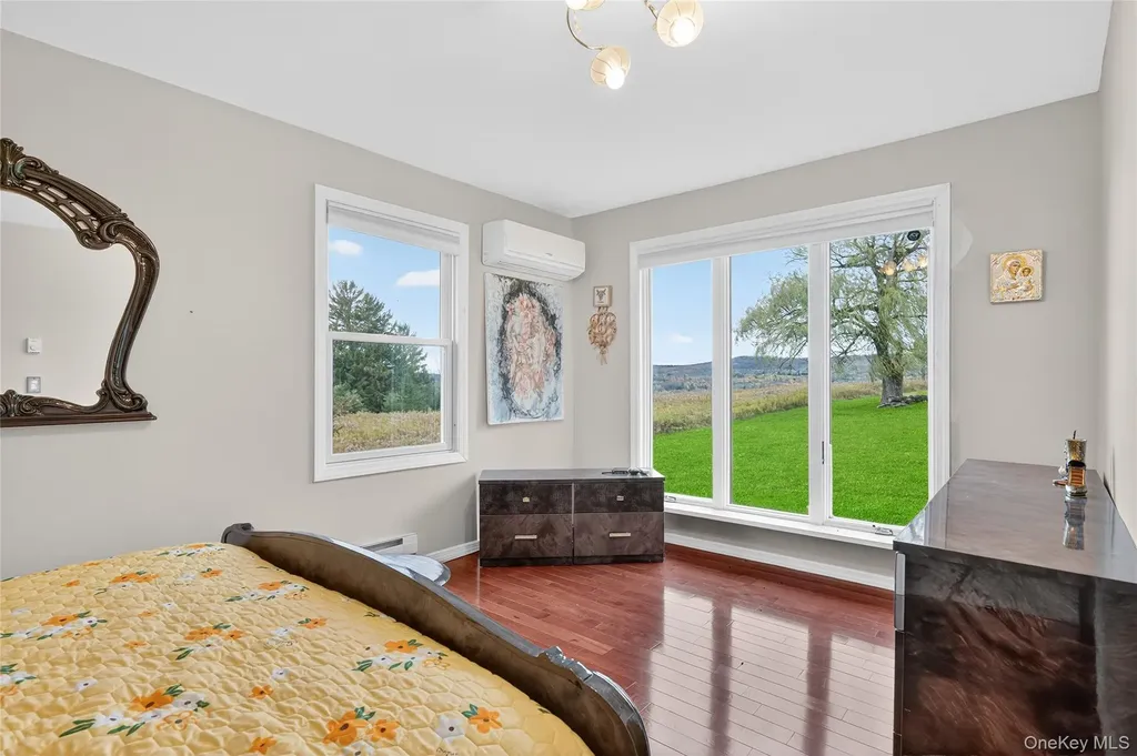 6049 State Route 55 Liberty NY 12754