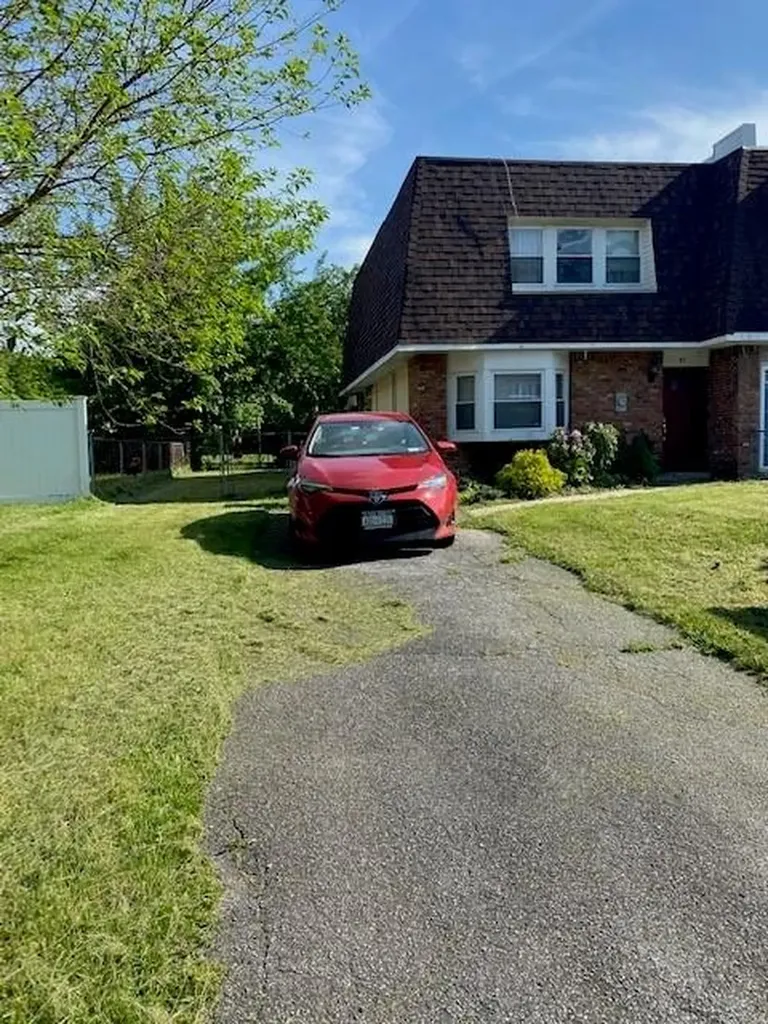 53 Sarah Lane Middletown NY 10941