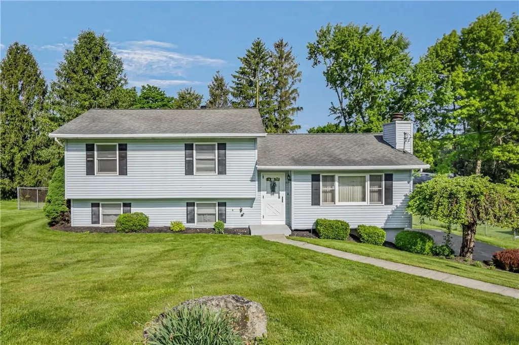 43 Edgewood Drive Poughkeepsie NY 12603