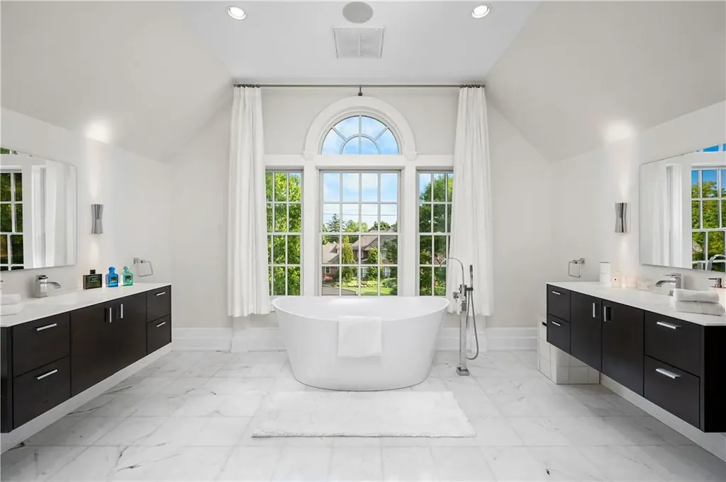 51 Penn Boulevard Scarsdale NY 10583