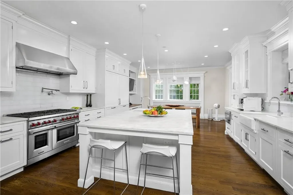 51 Penn Boulevard Scarsdale NY 10583