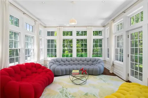 51 Penn Boulevard Scarsdale NY 10583