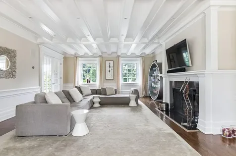 51 Penn Boulevard Scarsdale NY 10583
