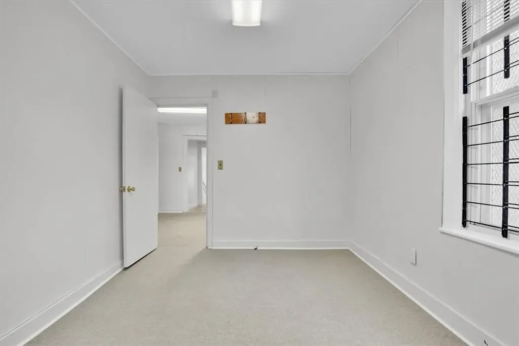 1073 White Plains Road Bronx NY 10472