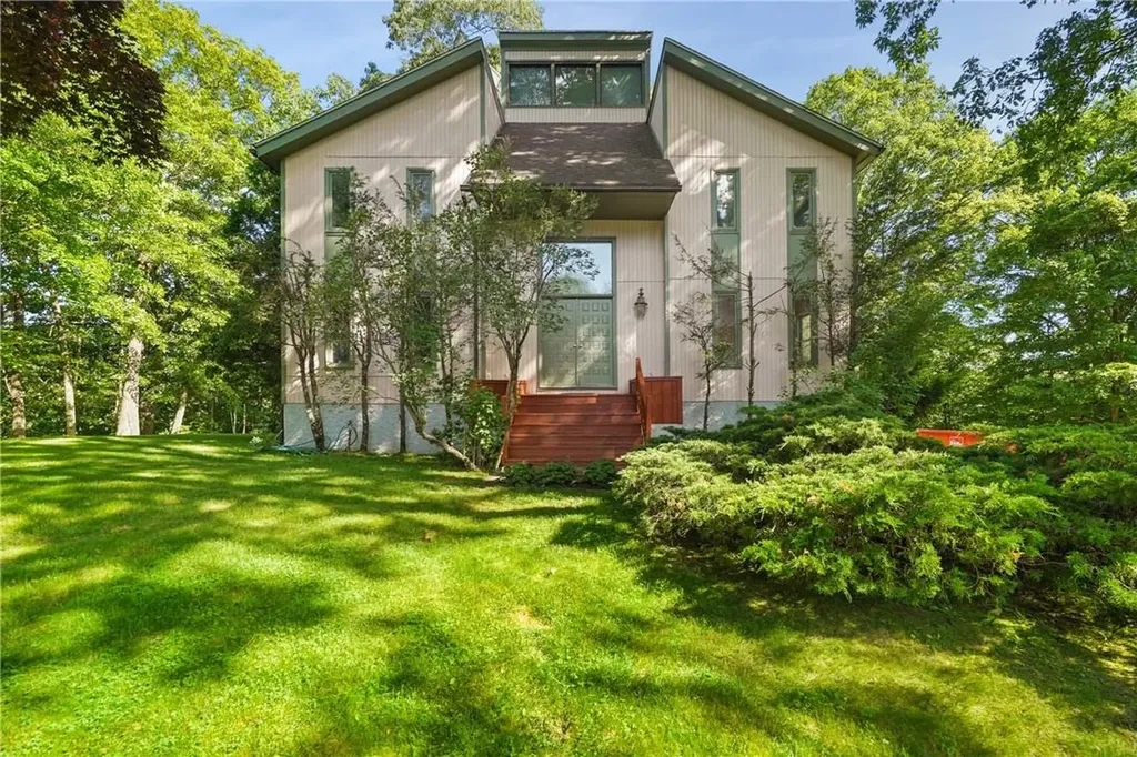 5 Norman Place Armonk NY 10504