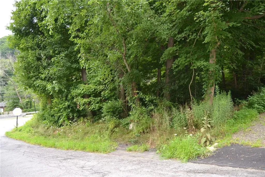 5 Algonquin Road Carmel NY 10512