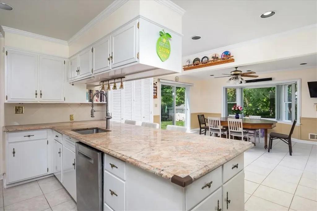 2 Wellhouse Lane Mamaroneck NY 10543