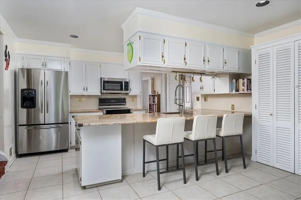 2 Wellhouse Lane Mamaroneck NY 10543