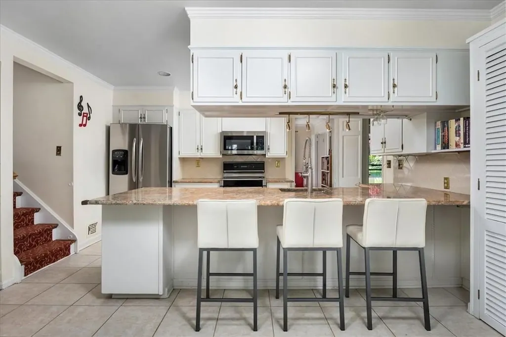 2 Wellhouse Lane Mamaroneck NY 10543