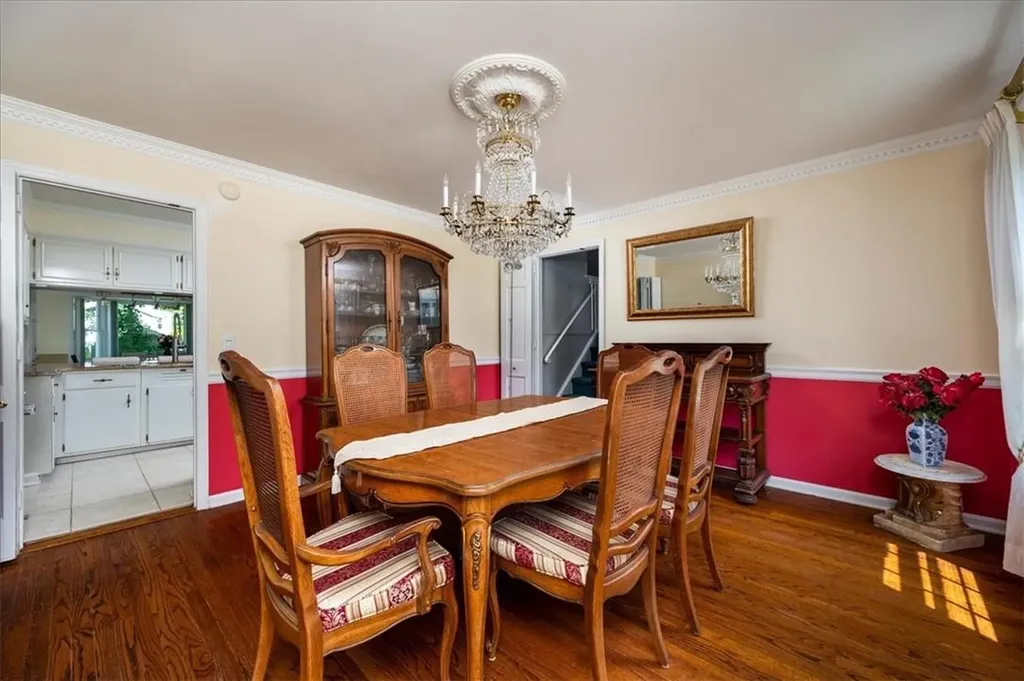 2 Wellhouse Lane Mamaroneck NY 10543