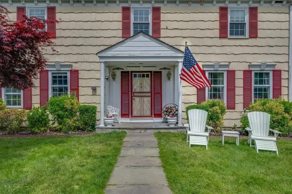 2 Wellhouse Lane Mamaroneck NY 10543