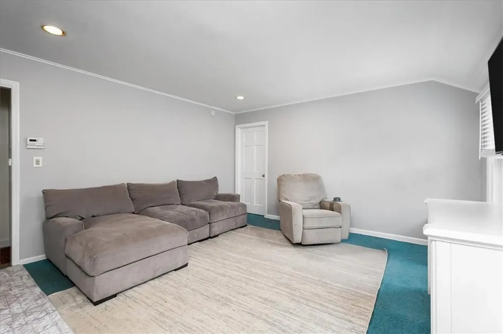 2 Wellhouse Lane Mamaroneck NY 10543