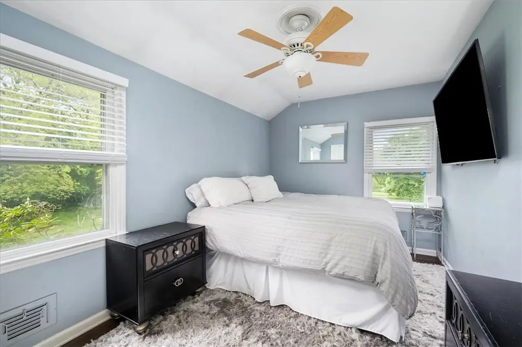 2 Wellhouse Lane Mamaroneck NY 10543