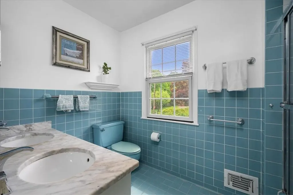 2 Wellhouse Lane Mamaroneck NY 10543