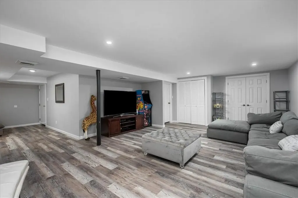 2 Wellhouse Lane Mamaroneck NY 10543