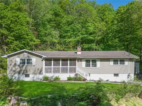 667 Peekskill Hollow Road Putnam Valley NY 10579